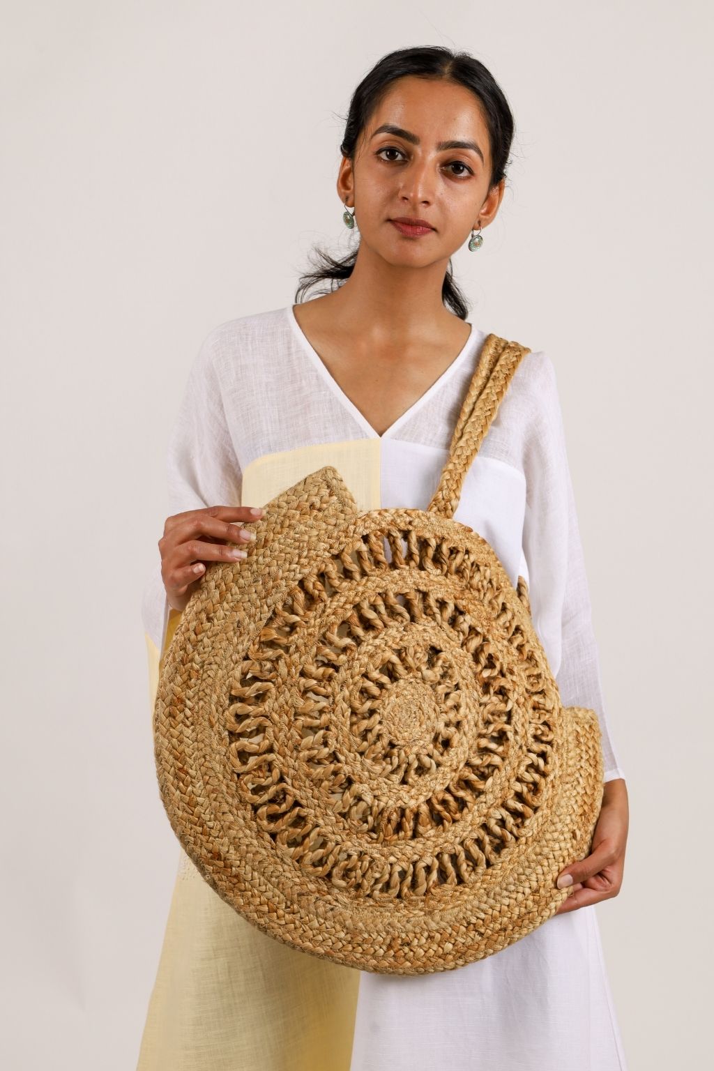 Jute round online bag